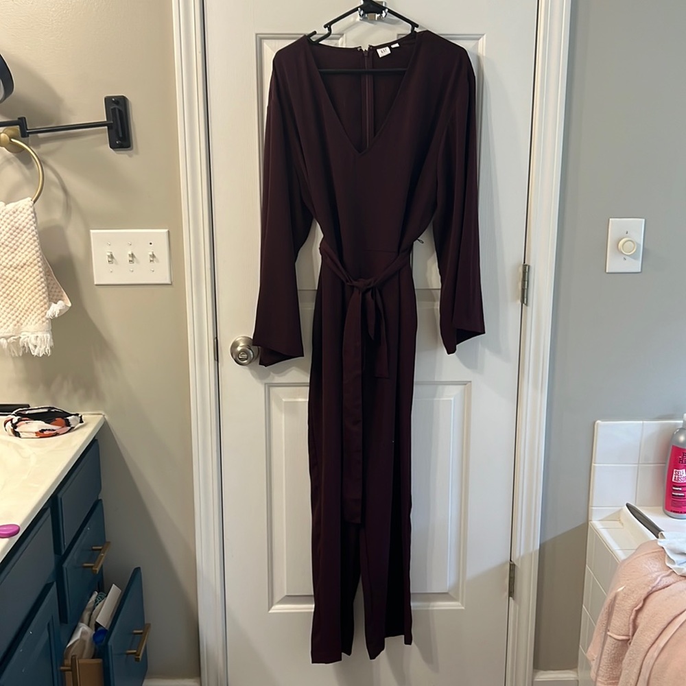 Worn once! Gap long sleeved dark purple jumpsuit with matching belt